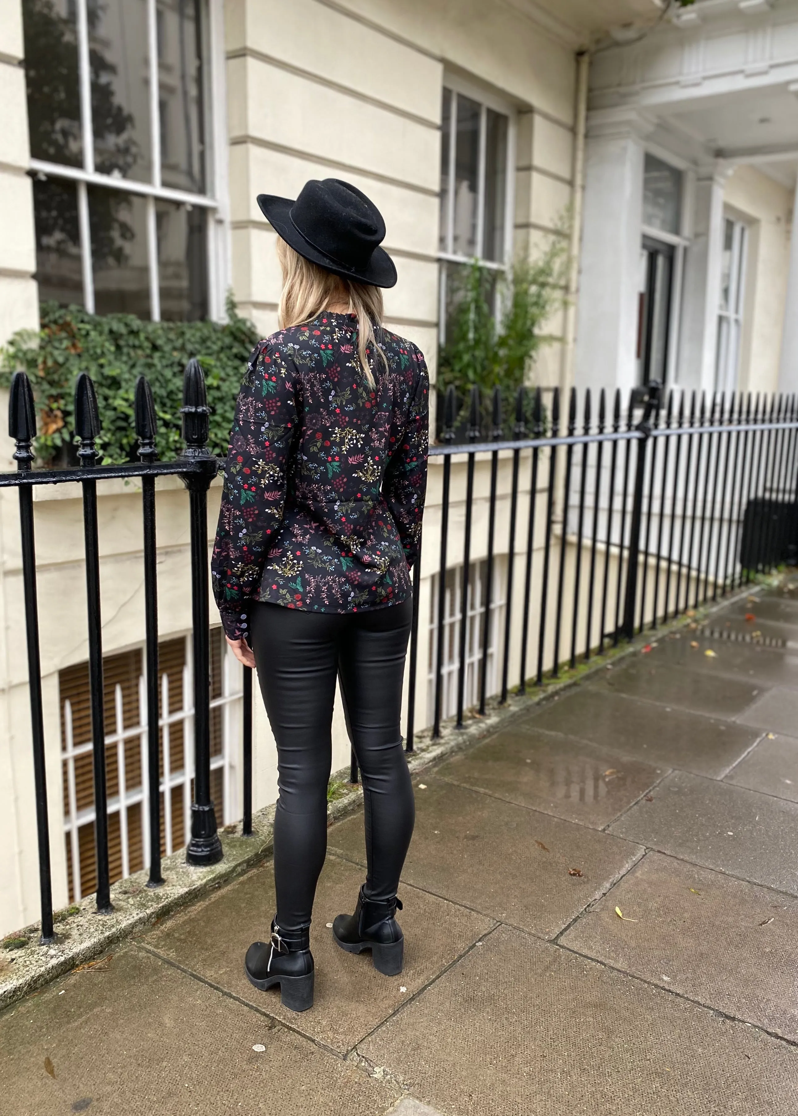 Black Floral Print Long Sleeve Blouse