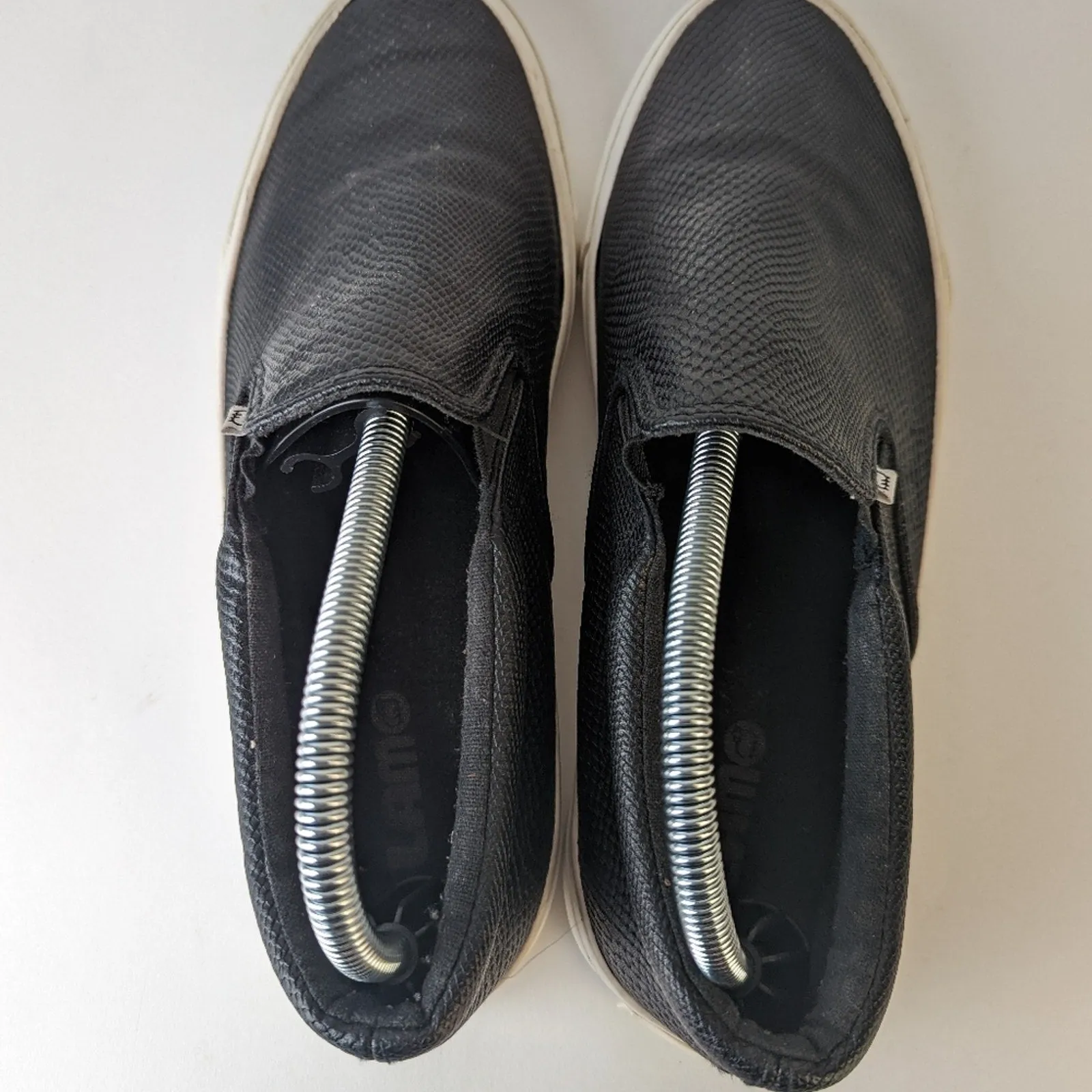 LAMO Piper Women's Slip-On Sneakers- 9.5
