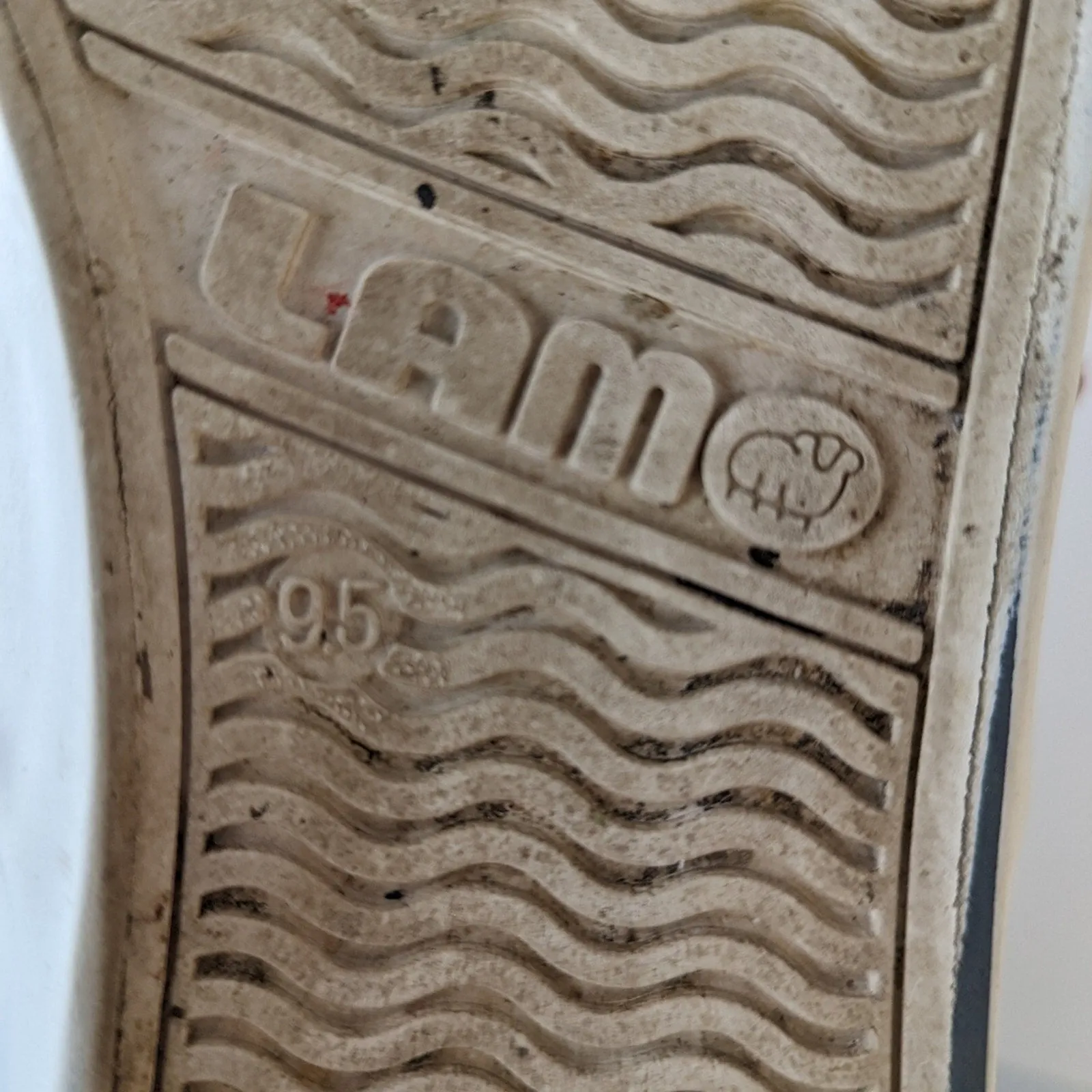 LAMO Piper Women's Slip-On Sneakers- 9.5