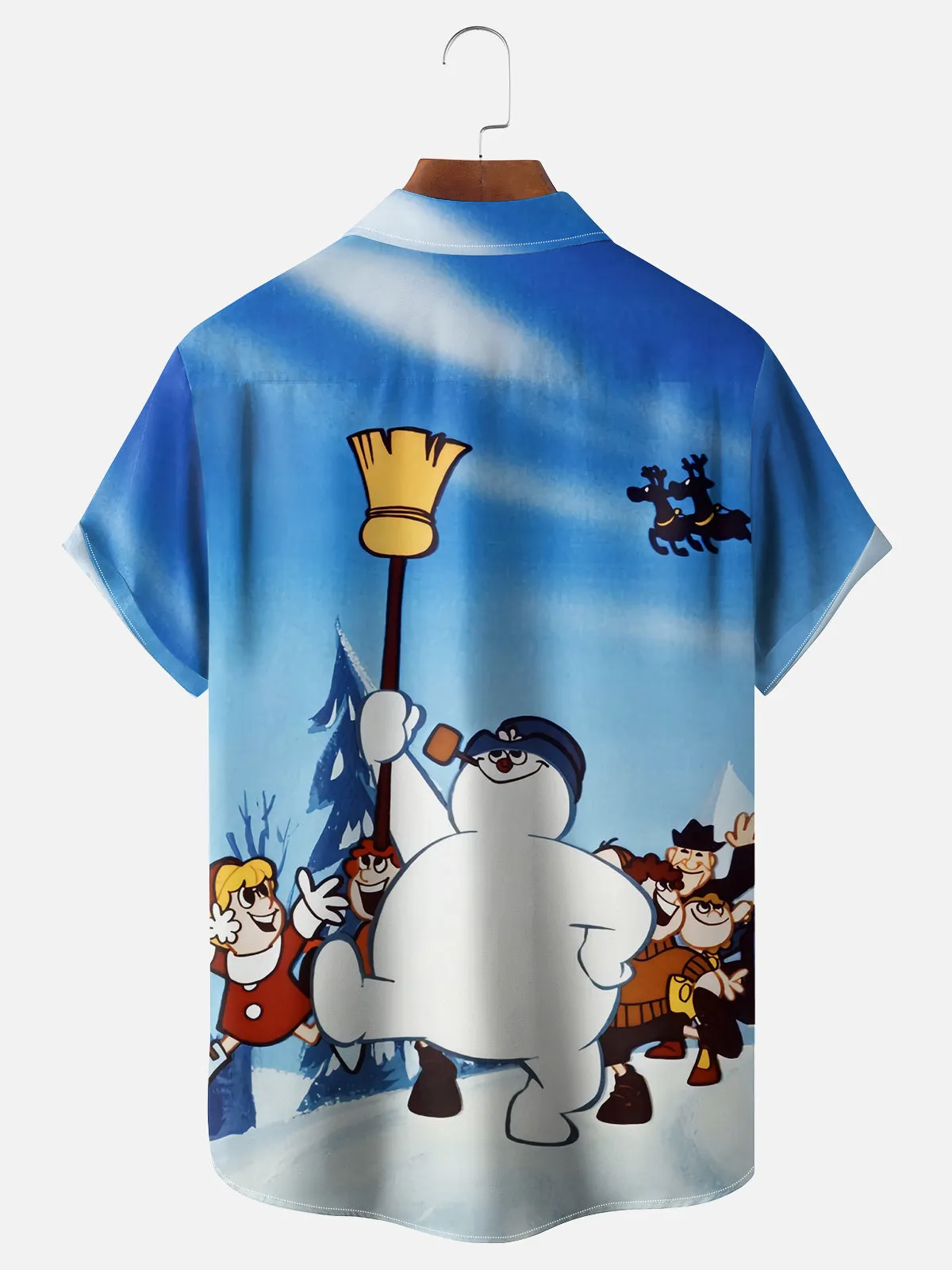 Men's Vintage Kids Following a Walking Snowman Short Sleeve Shirt
