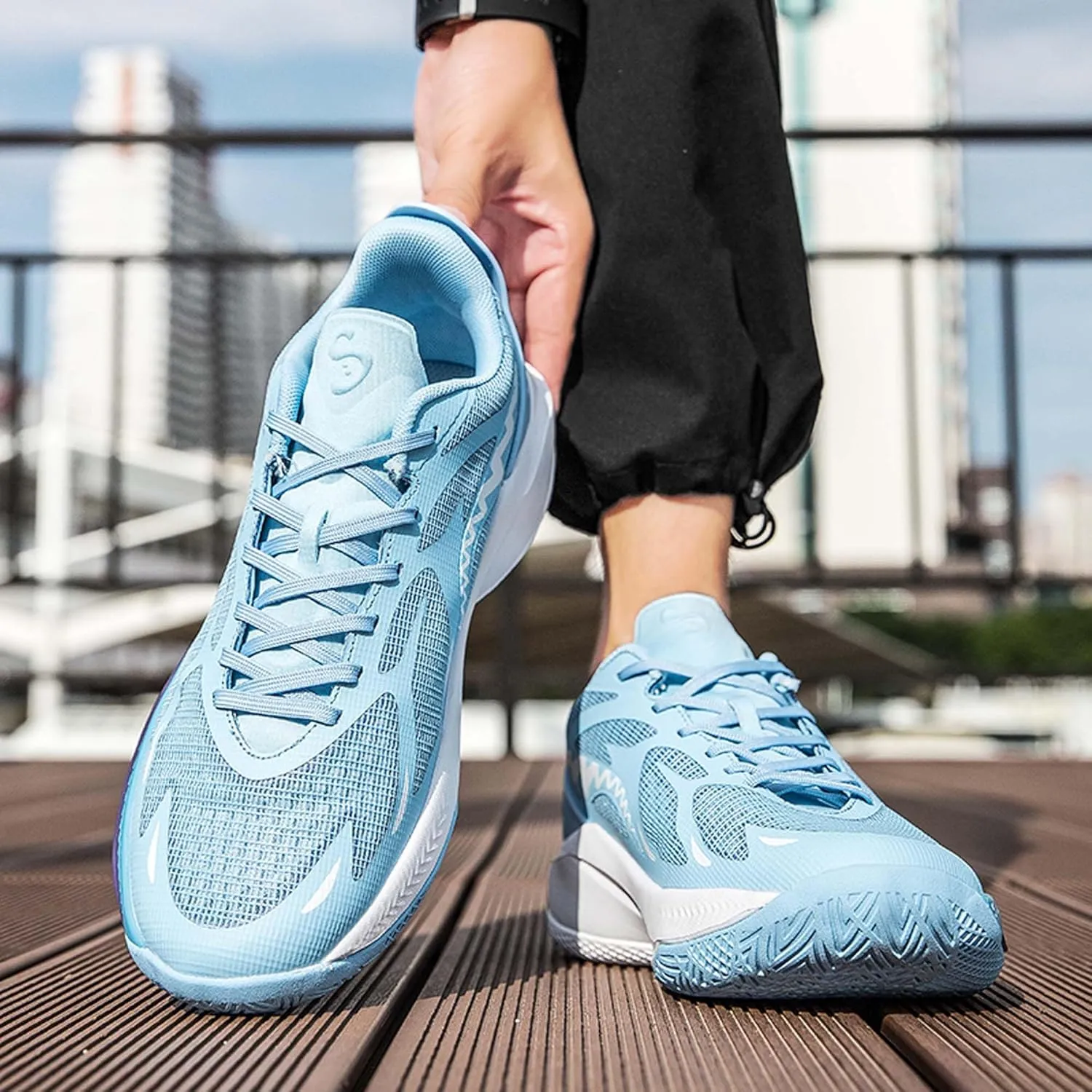 Men's Women's Basketball Shoes Lightweight Fashion Non-Slip Breathable Sneaker